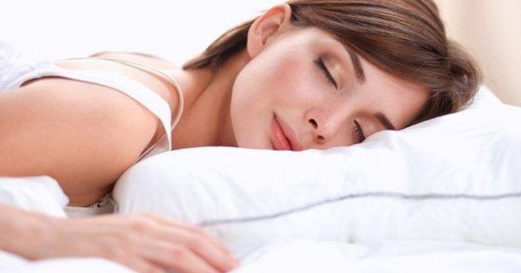 सोने  का  सही  तरीका  क्या  है | what is the best sleeping position