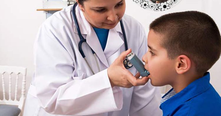 बच्चो में श्वास रोग या दमा के लक्षण और घरेलु इलाज